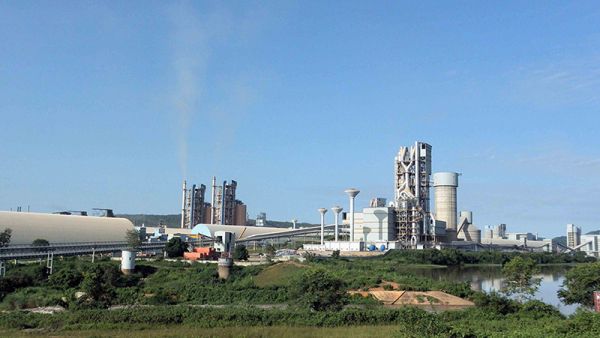 4 линии по производству цемента производительностью 4x6000 т/сутки для Dangote Group в Нигерии.